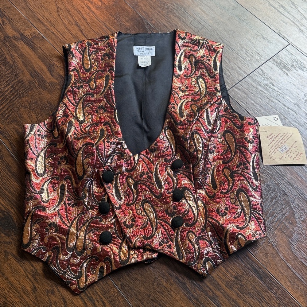 NWT Hobby Horse Clothing Vintage Show Vest, gold. Red black size small (Z15)